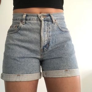 SOLD ! High rise vintage cuff shorts